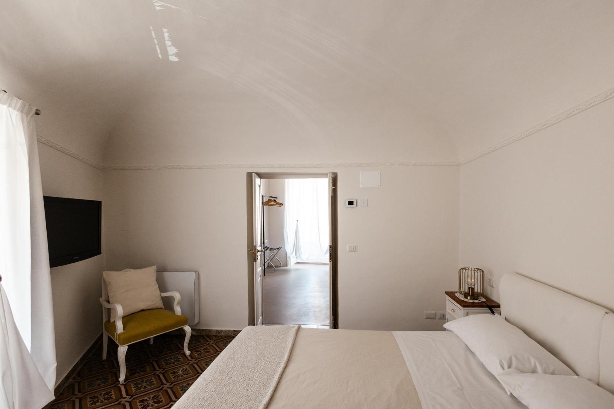 Bianko Ecochic & L'Angolo Di Levante Энна Экстерьер фото